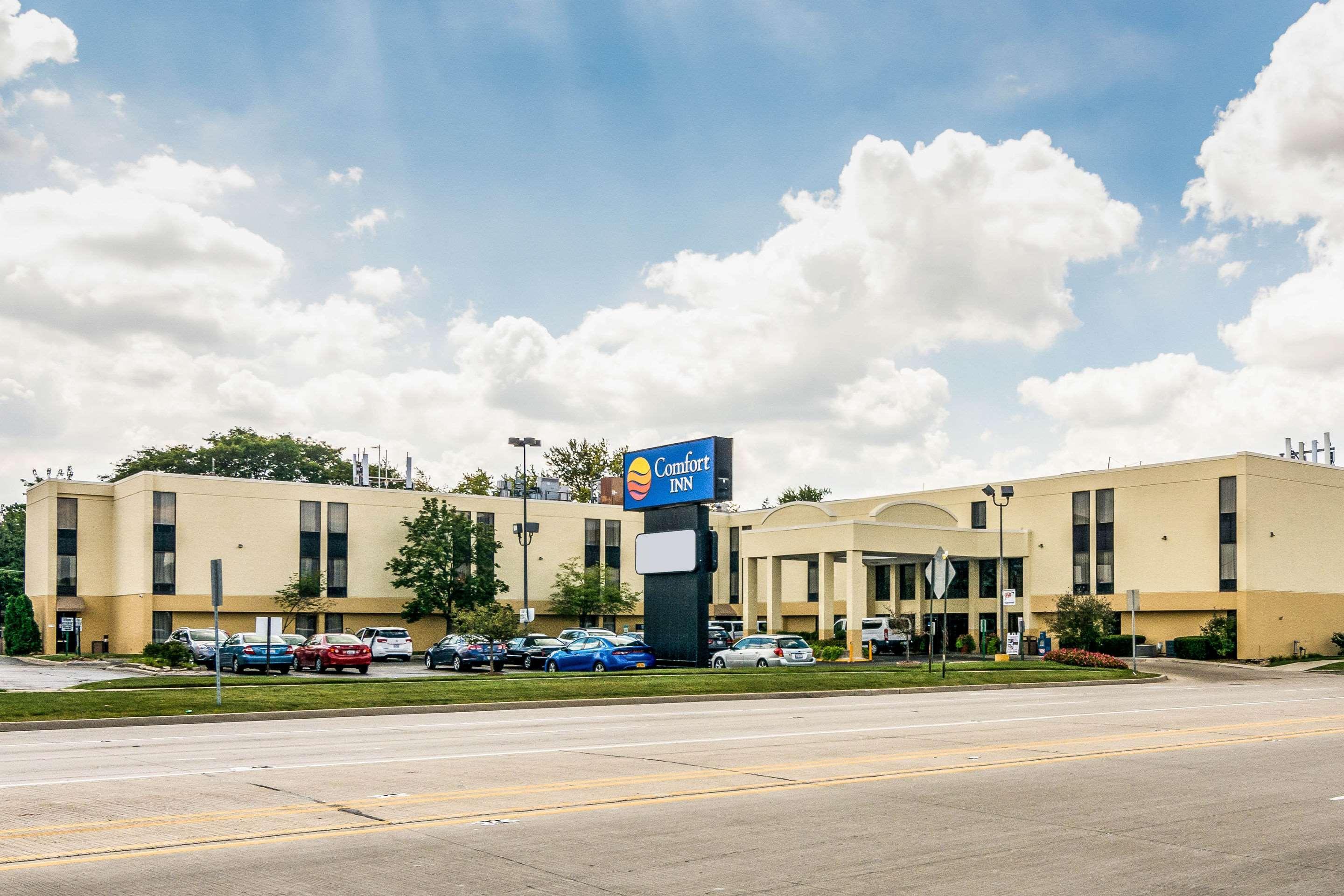 Comfort Inn Convention Center-Chicago O'Hare Airport Des Plaines Exterior foto